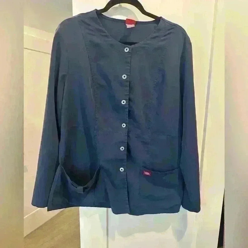 Dickies scrub coat, size large